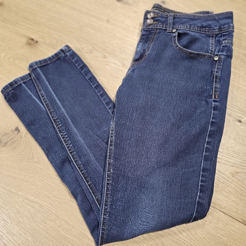 Size 8 Cato Premium‎ Contemporary Dark Wash Skinny Jeans